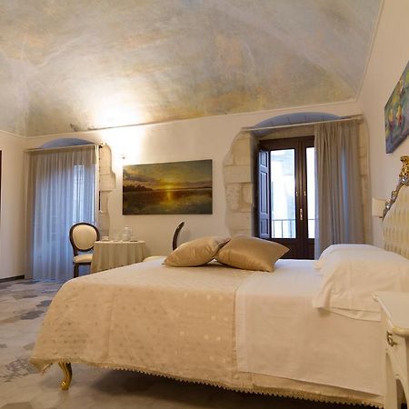 Bed and Breakfast Palazzo Tasca Noto Exterior foto