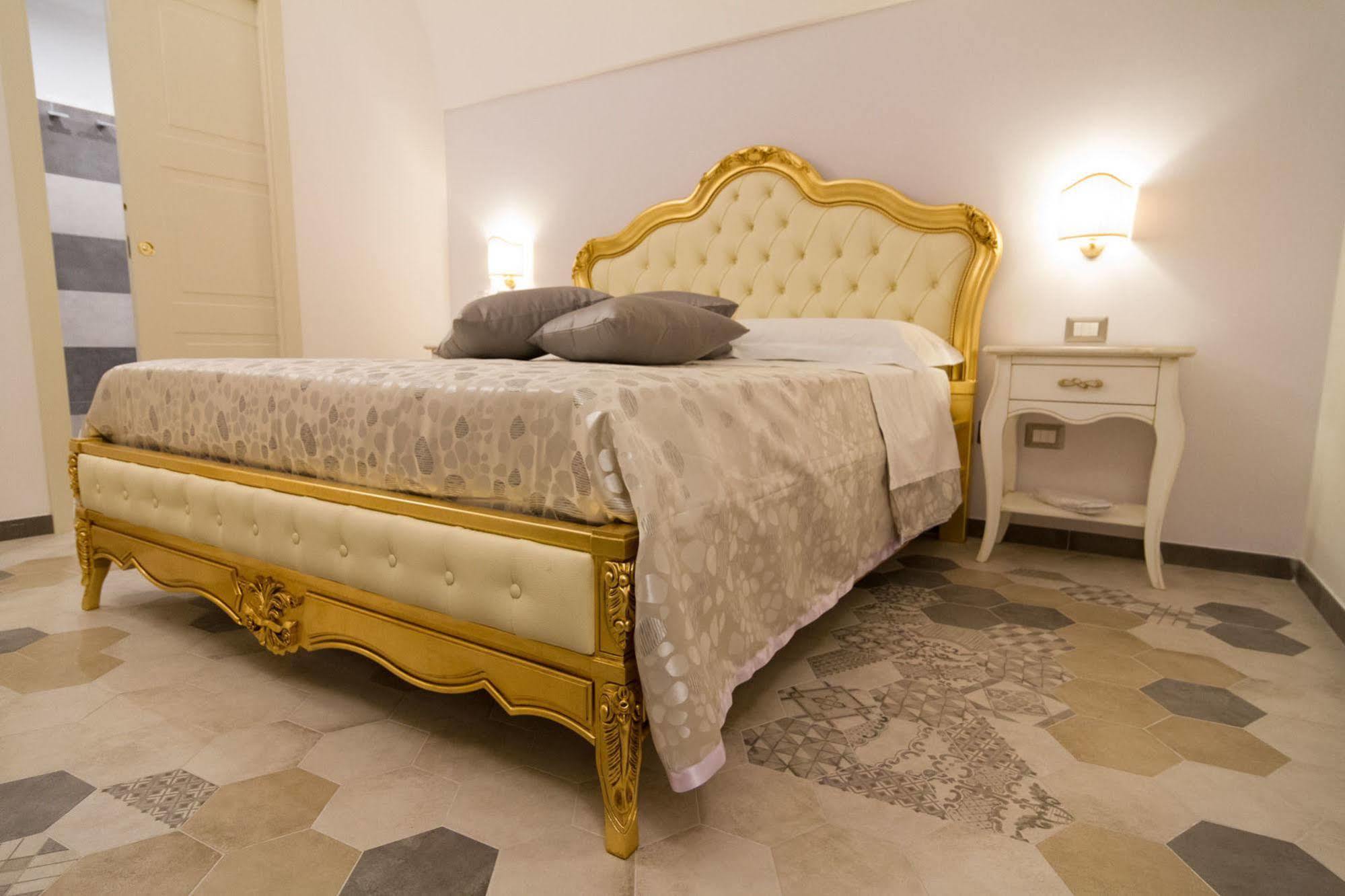 Bed and Breakfast Palazzo Tasca Noto Exterior foto